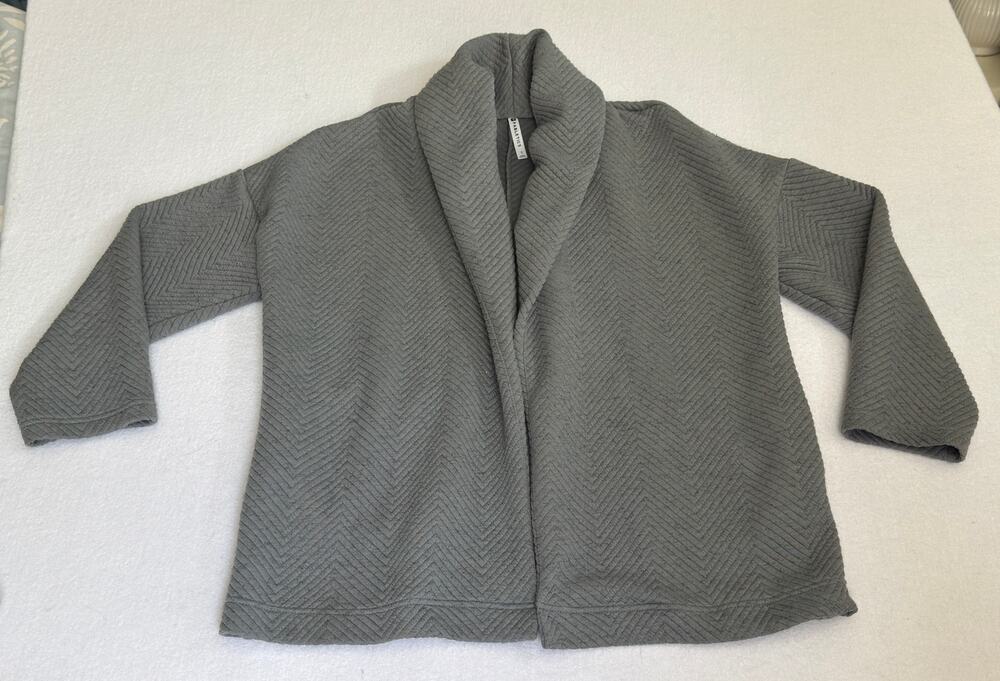 Title: Fabletics Vanessa Quilted Chevron Shawl Collar Cardigan Light Gray S